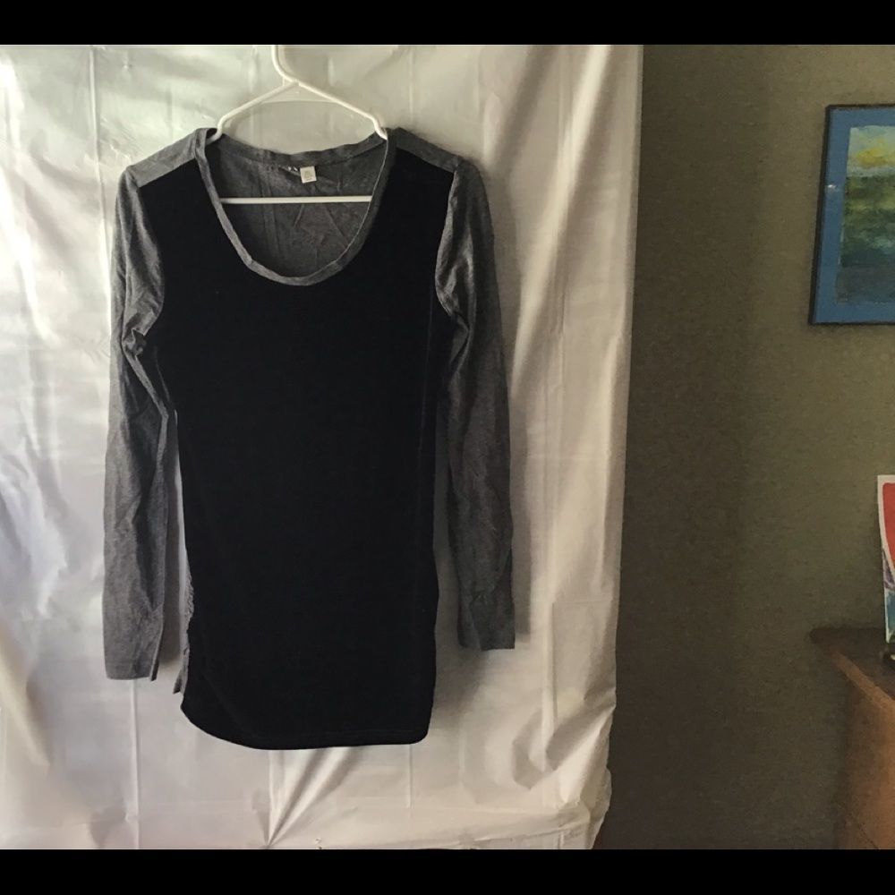 Women’s casual shirt size XS